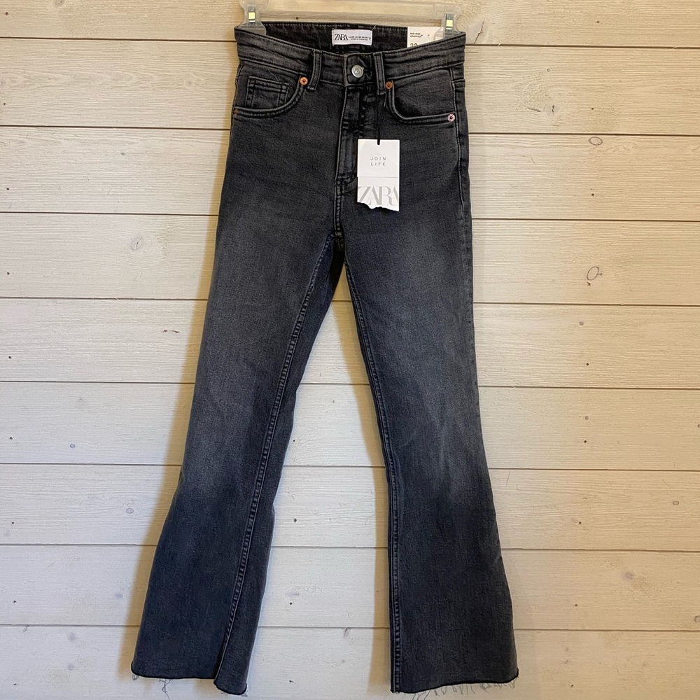ZARA BRAND NEW with tags flared jeans